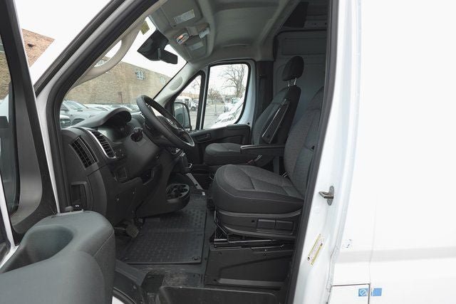 New 2024 RAM ProMaster 3500 w/ Quick Order Package 22H SLT+ FWD image 9