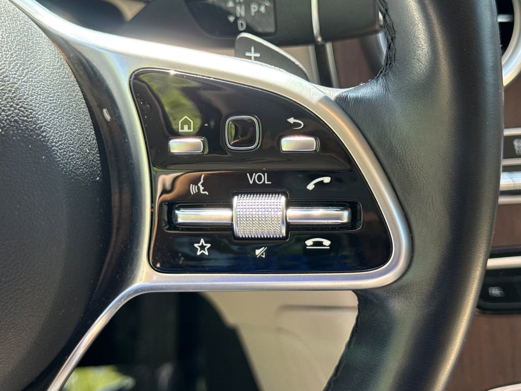 Used 2022 Mercedes-Benz GLC 300 4MATIC w/ Premium Package Lite image 34