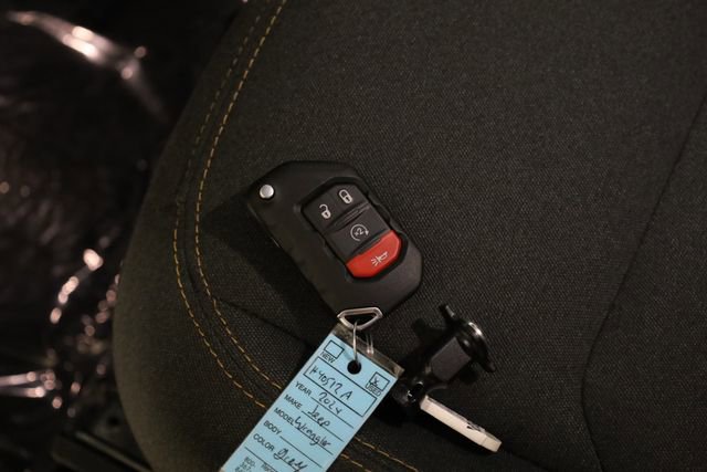 Used 2024 Jeep Wrangler Sport S image 25