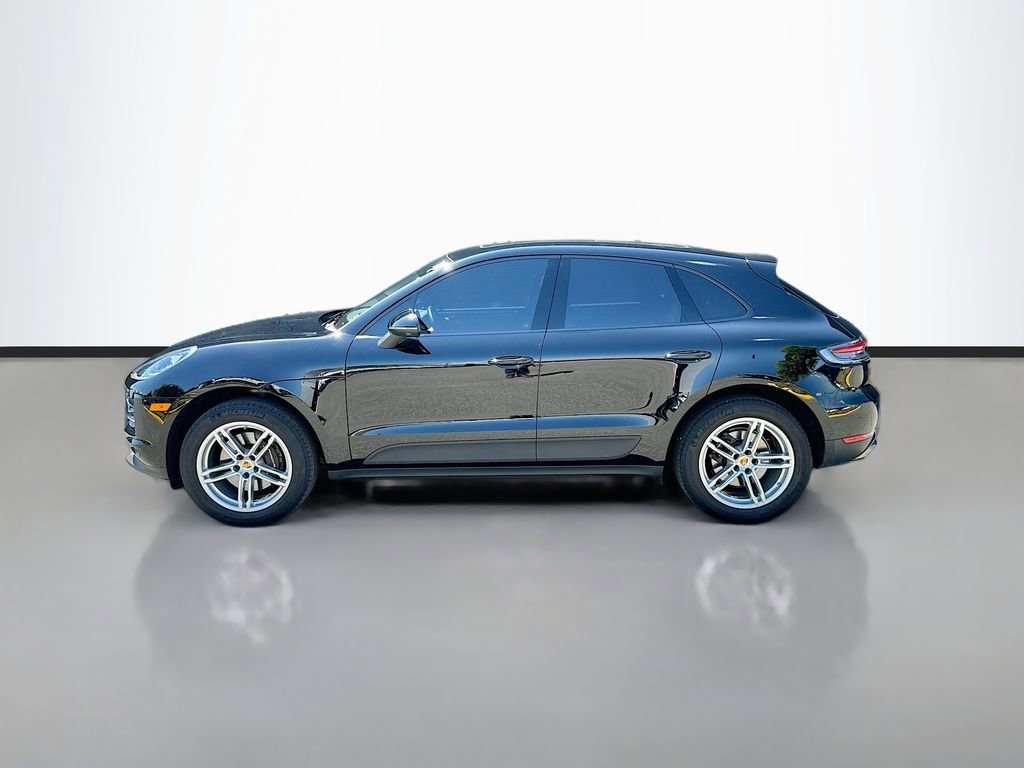 Used 2021 Porsche Macan AWD/4WD image 2