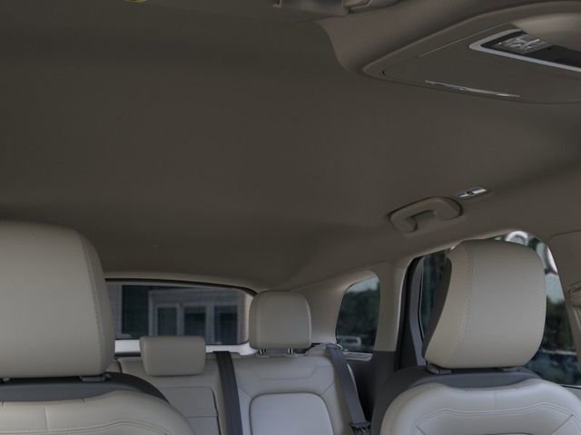New 2026 Lincoln Corsair Premiere FWD image 23