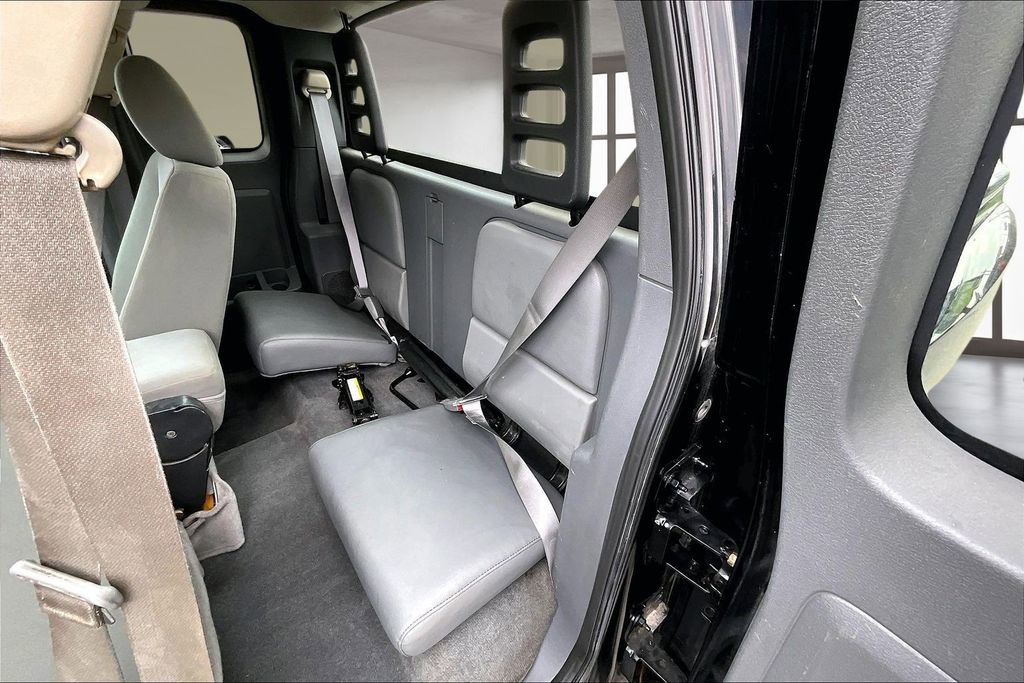 Used 2006 Dodge Dakota ST image 28