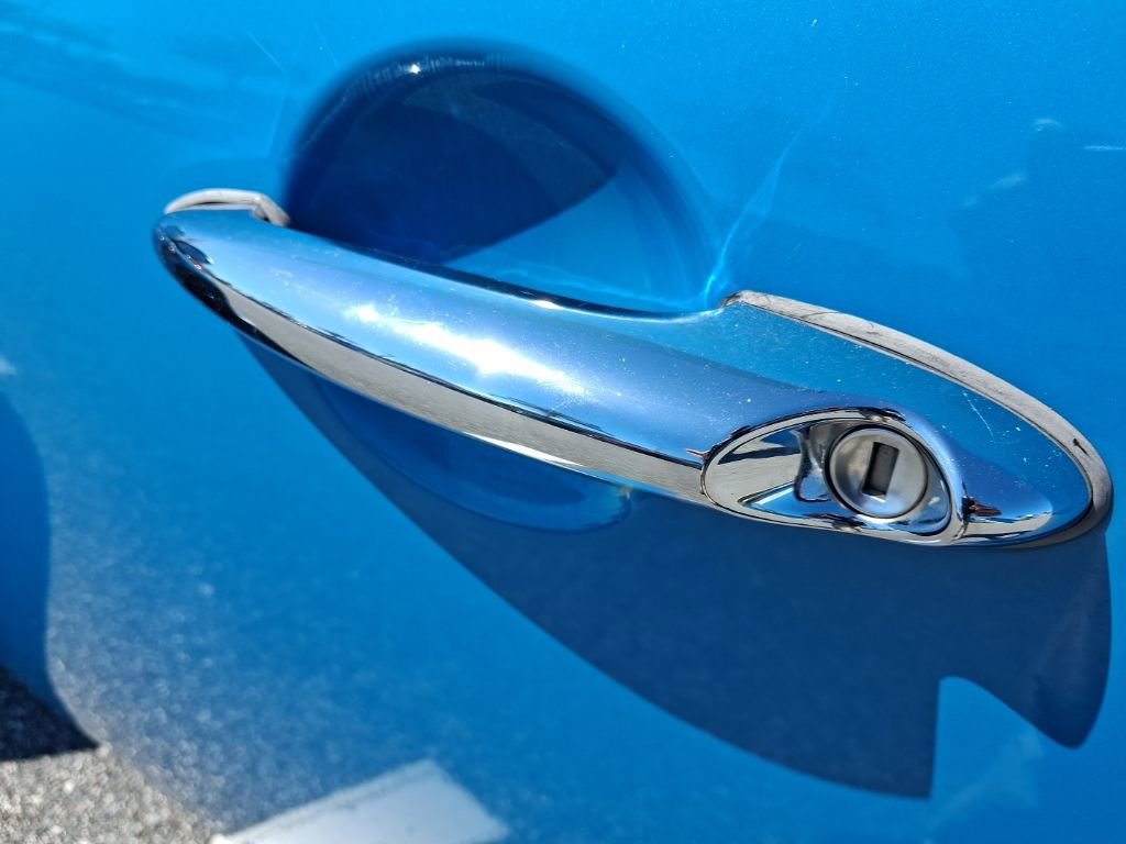 Used 2014 MINI Cooper Base image 17