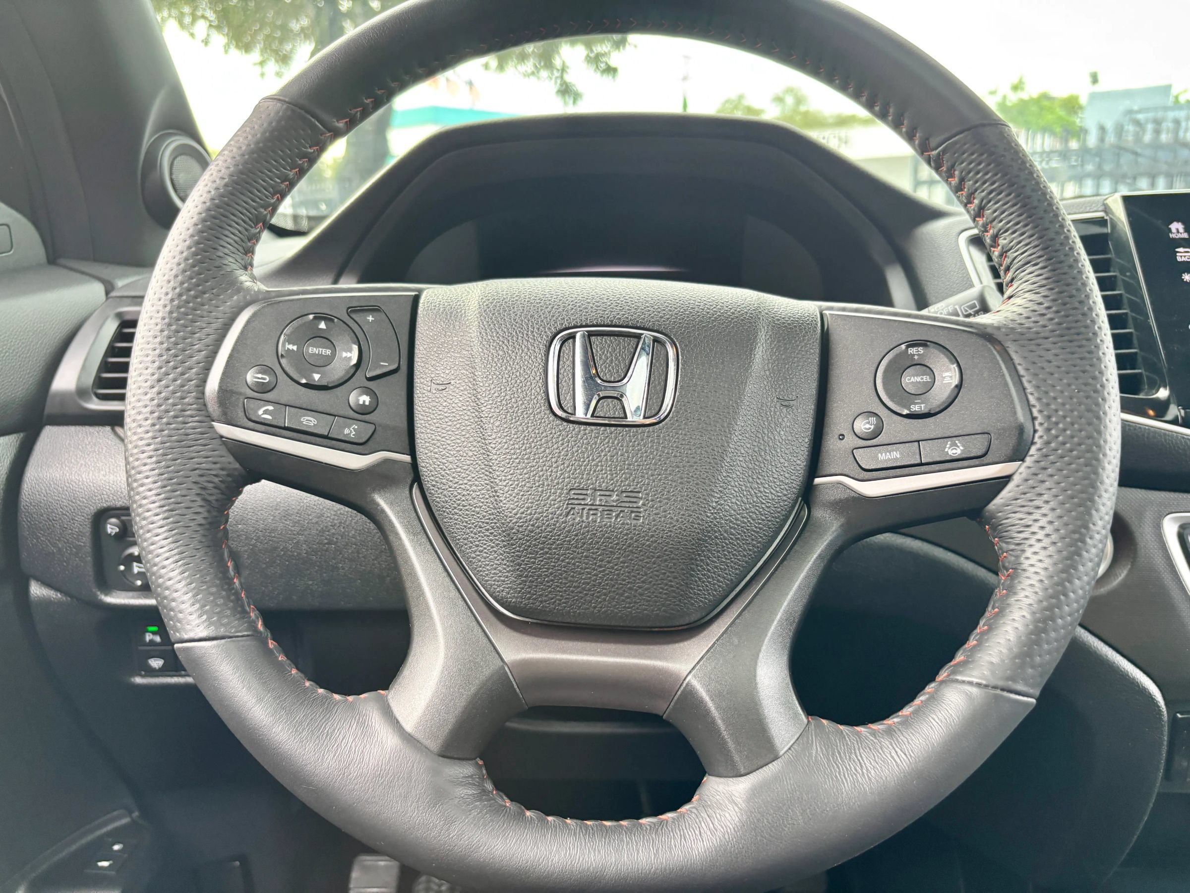 Used 2024 Honda Passport TrailSport image 11