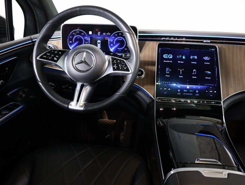 Used 2023 Mercedes-Benz EQE 500 4MATIC SUV w/ Pinnacle Trim Package image 38