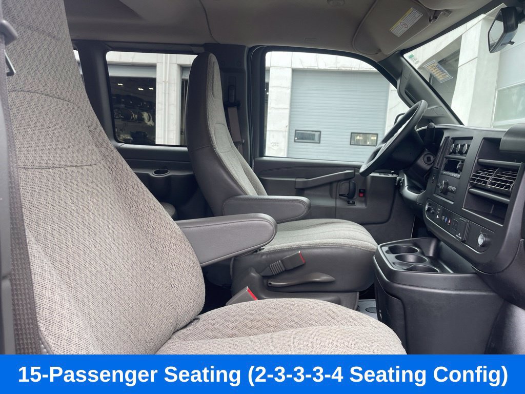 Used 2025 GMC Savana 3500 LT w/ LT Preferred Equipment Group RWD image 22