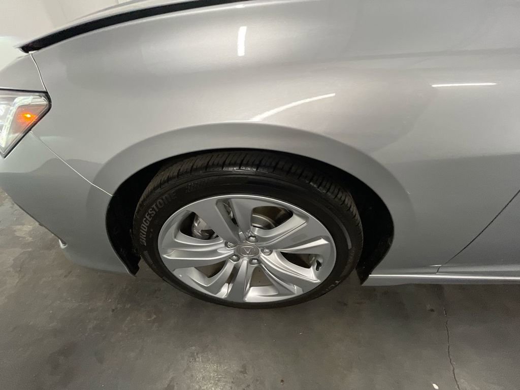 Used 2022 Acura TLX w/ Technology Package image 31