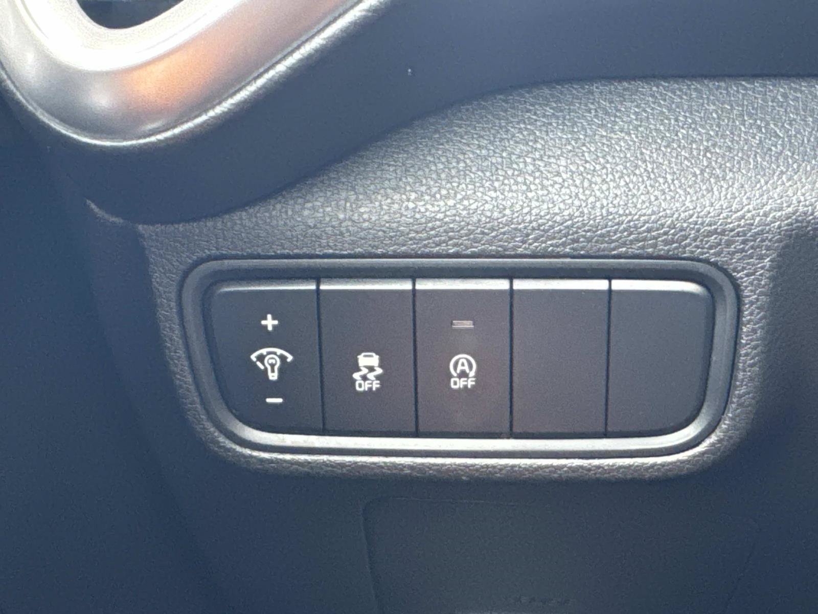 Used 2023 Kia Soul LX FWD image 26