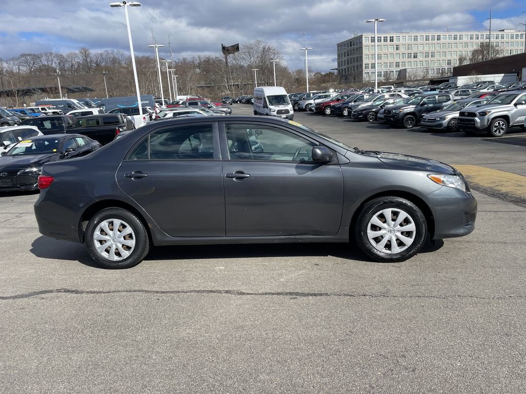 Used 2010 Toyota Corolla LE image 7