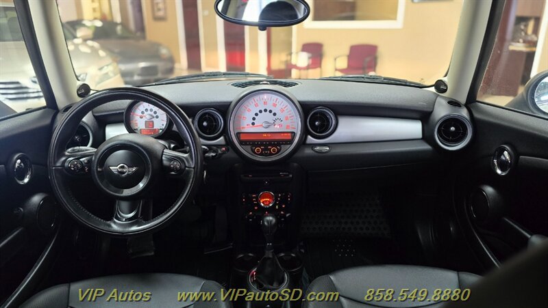 Used 2011 MINI Cooper Hardtop FWD image 14