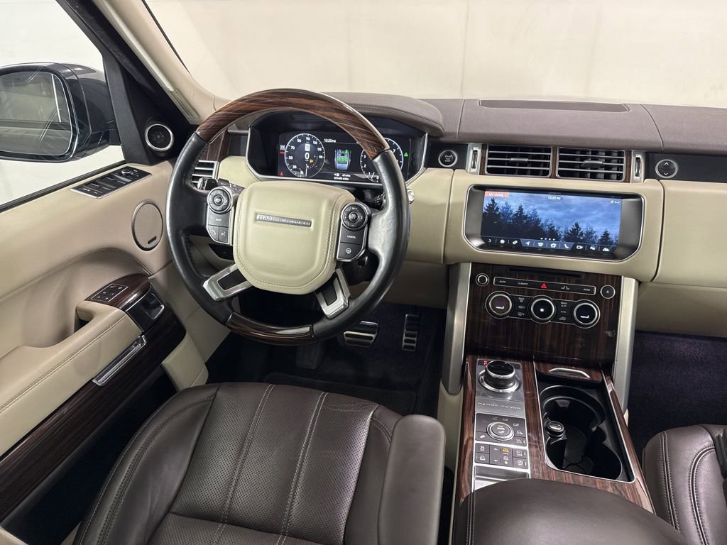 Used 2017 Land Rover Range Rover Supercharged image 19