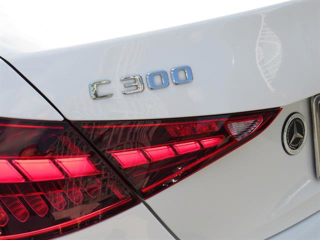 Used 2025 Mercedes-Benz C 300 4MATIC Sedan image 26