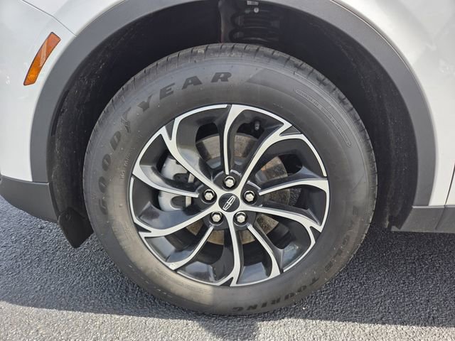 Certified 2026 Lincoln Nautilus Premier image 26