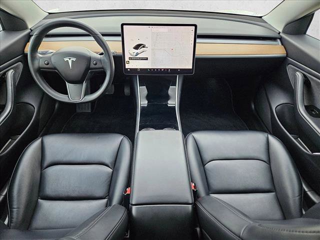 Used 2019 Tesla Model 3 Long Range image 18