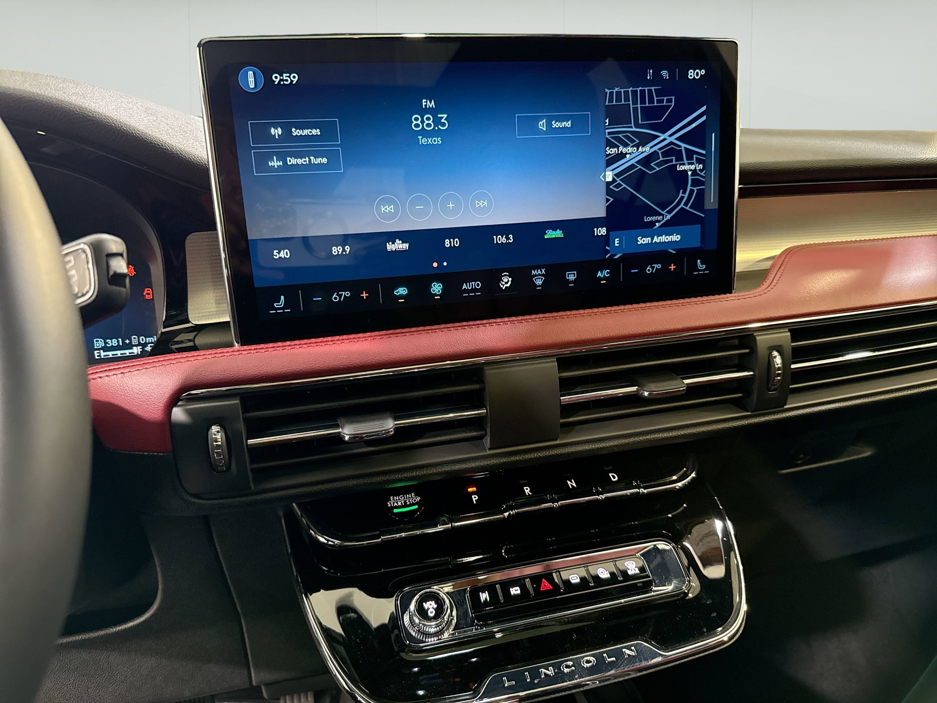 New 2026 Lincoln Corsair Reserve AWD/4WD image 17