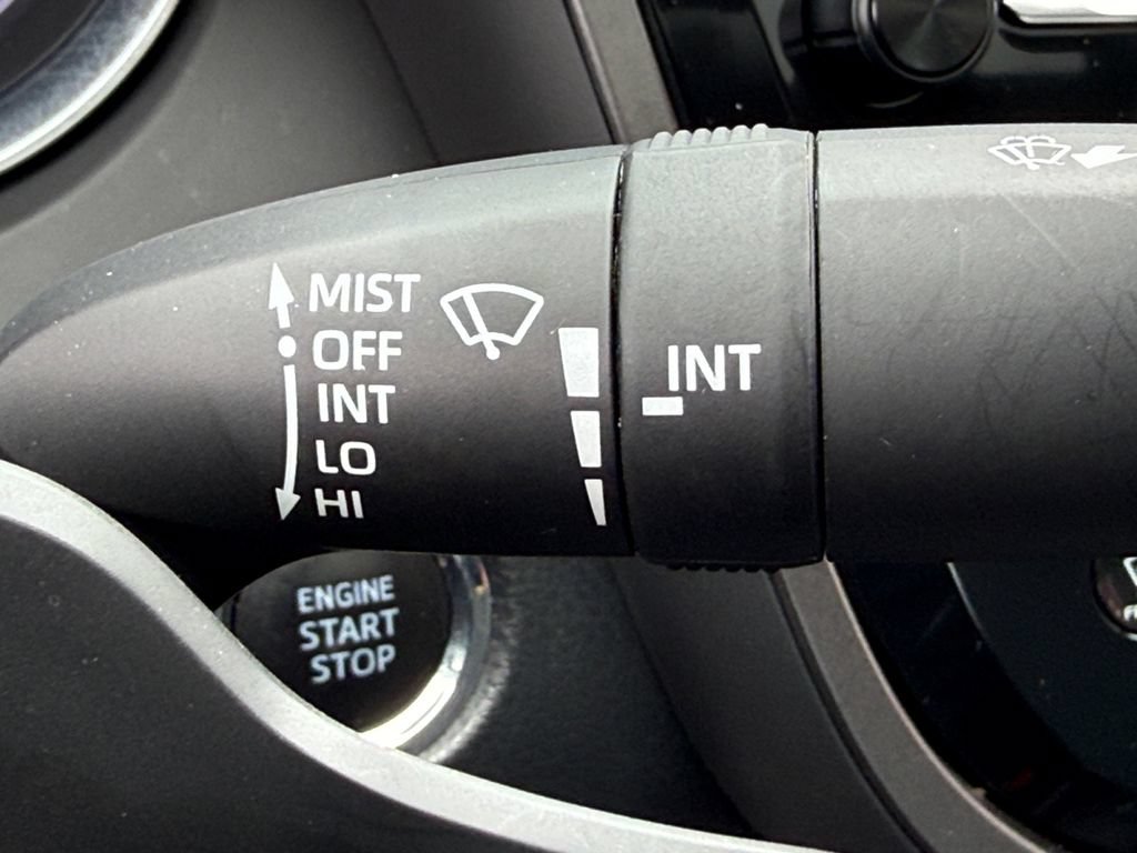 Used 2020 Toyota Camry SE w/ Audio Package AWD/4WD image 28