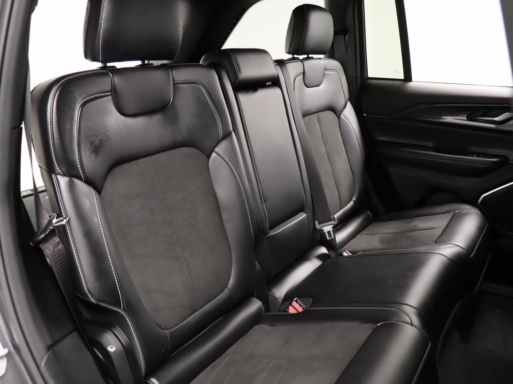 Used 2022 Jeep Grand Cherokee Altitude image 31