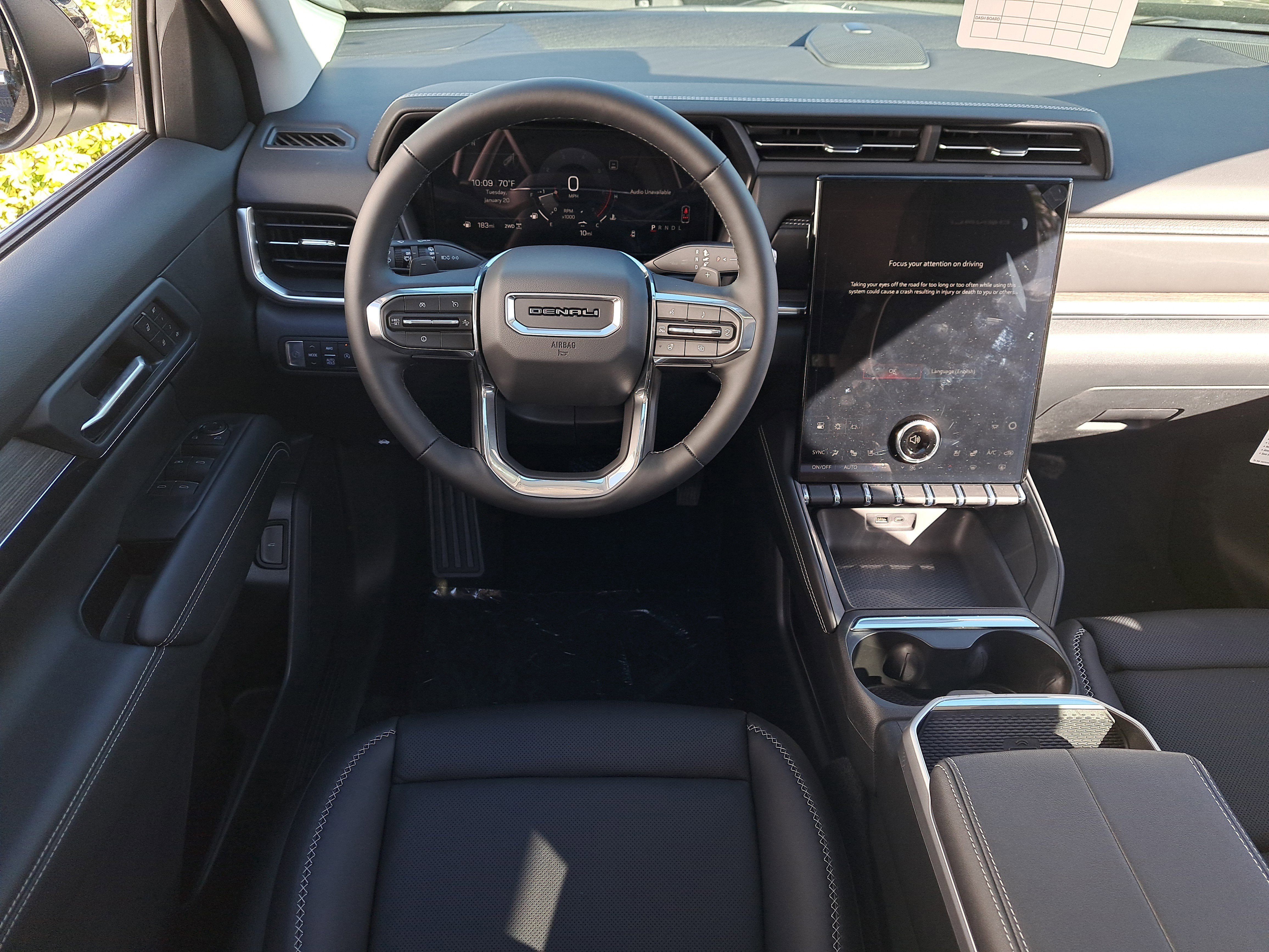 New 2026 GMC Terrain Denali w/ LPO, Black Badging Package image 15