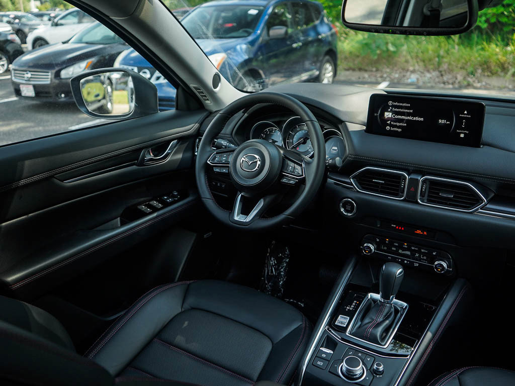 New 2025 MAZDA CX-5 Carbon Edition image 15