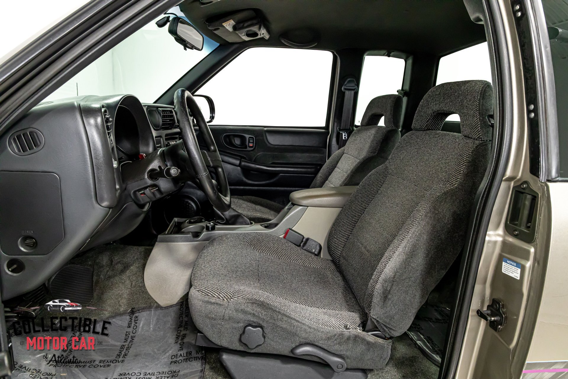 Used 2000 Chevrolet S10 Pickup LS w/ Preferred Equipment Group RWD image 71