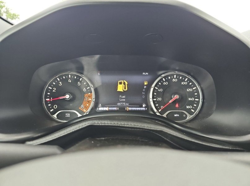 Used 2020 Jeep Renegade Trailhawk image 10