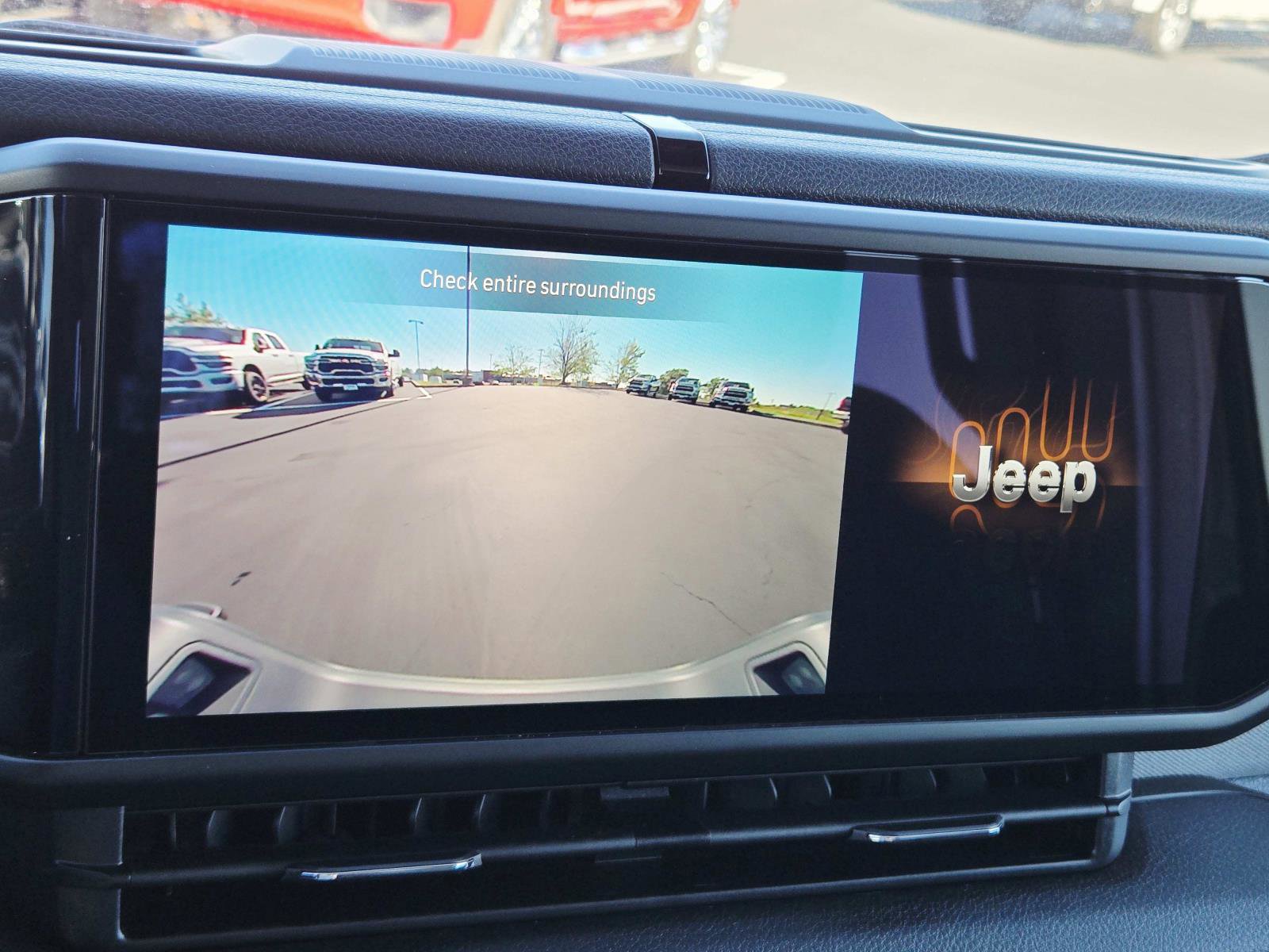 Used 2024 Jeep Gladiator Sport image 30