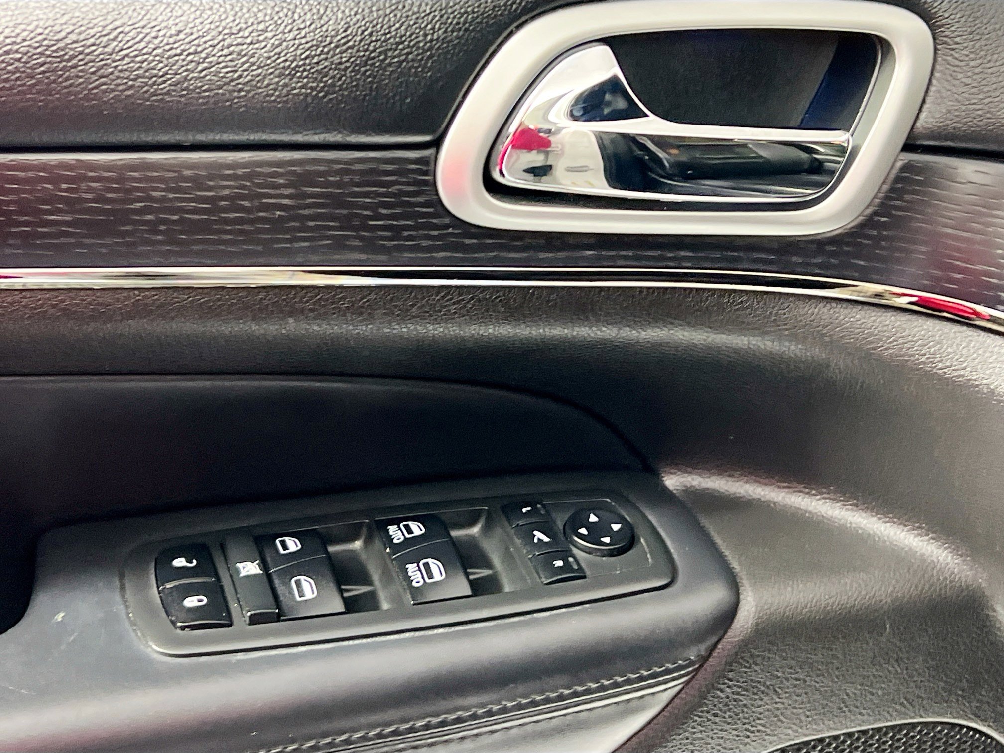 Used 2018 Jeep Grand Cherokee High Altitude image 16