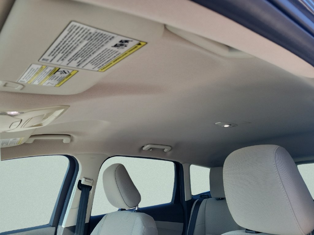 Used 2019 Ford Escape SE FWD image 17