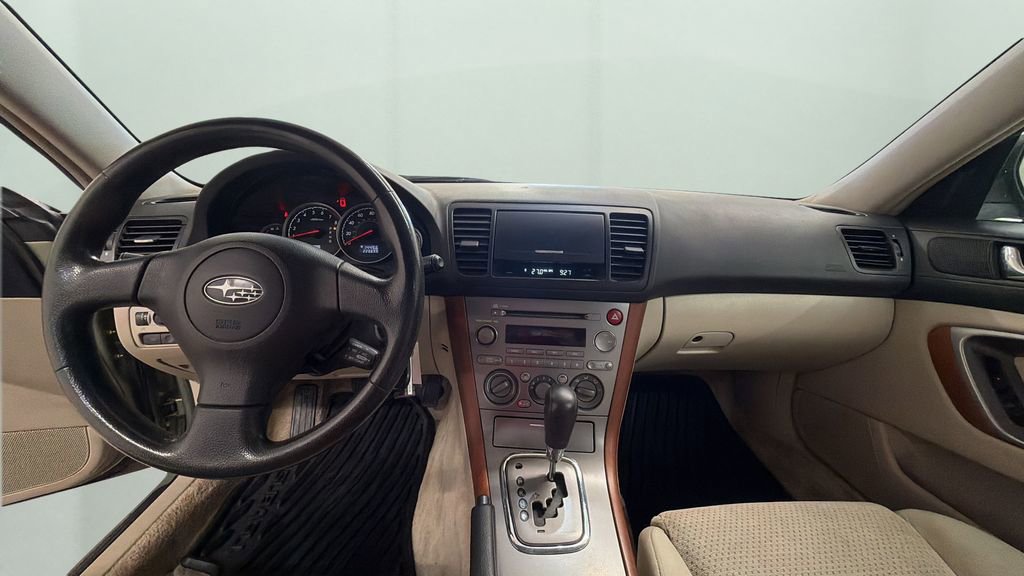Used 2006 Subaru Outback 2.5i AWD/4WD image 10