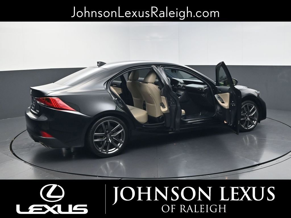 Used 2019 Lexus IS 300 F Sport w/ F Sport Package image 31