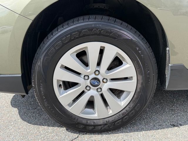 Used 2019 Subaru Outback 2.5i Premium image 10