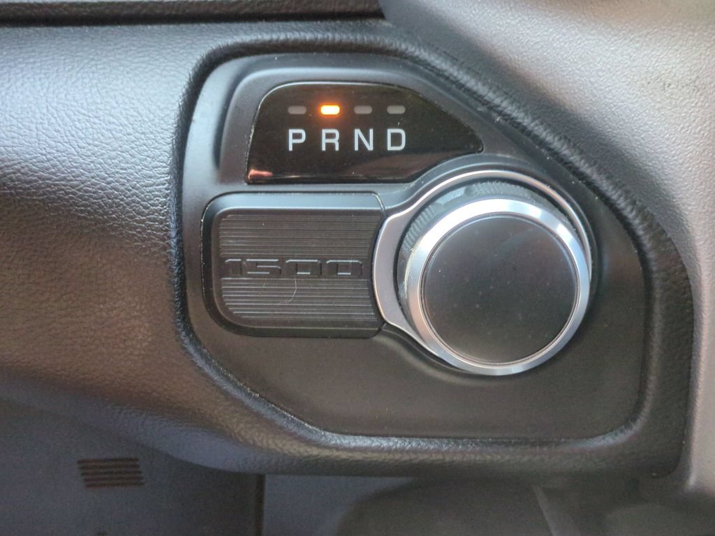 Used 2019 RAM 1500 Big Horn RWD image 11