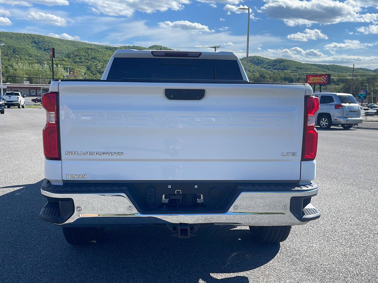 Used 2019 Chevrolet Silverado 1500 LTZ w/ LTZ Premium Package AWD/4WD image 38