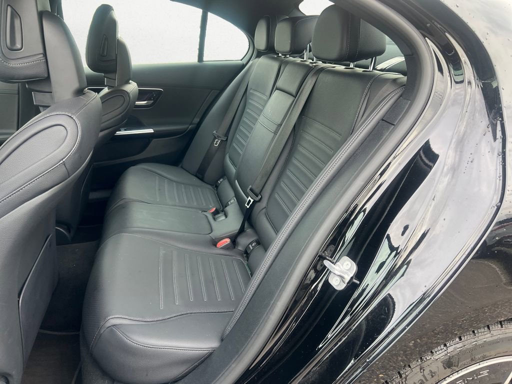 Used 2024 Mercedes-Benz C 300 Sedan image 13