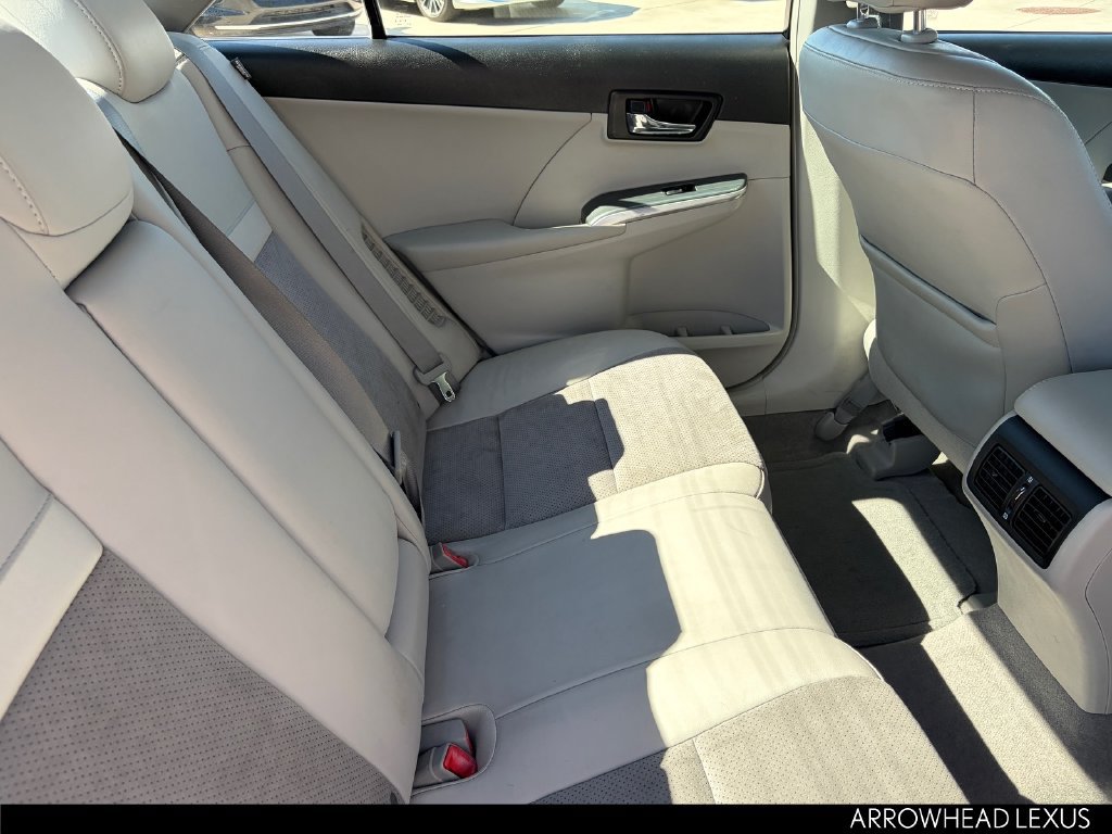 Used 2012 Toyota Camry XLE w/ Leather Pkg FWD image 9