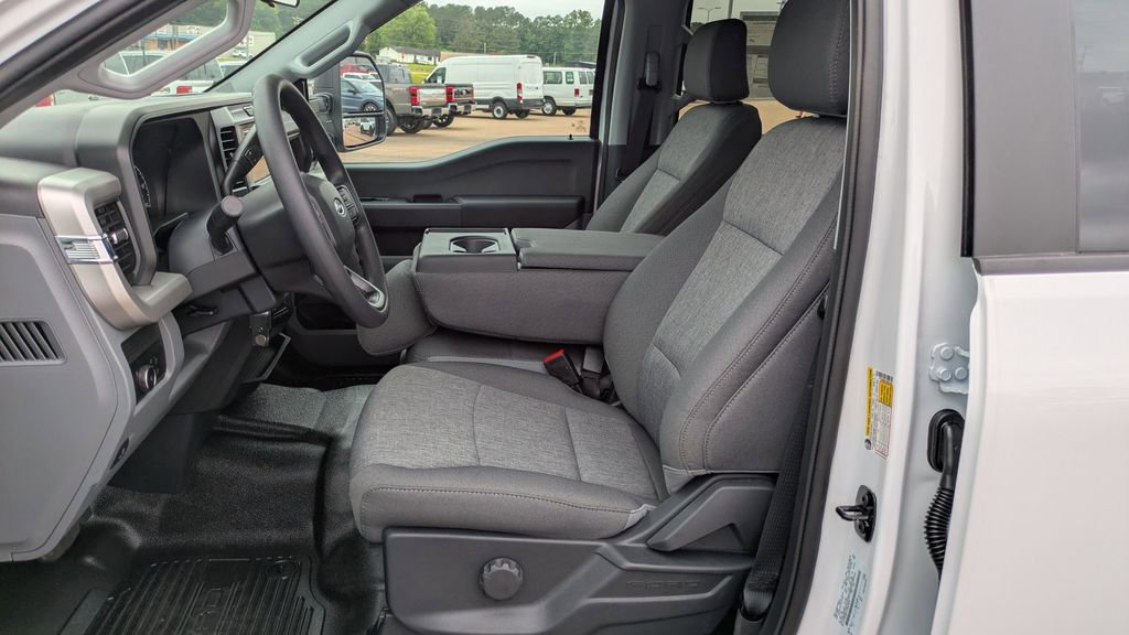 New 2026 Ford F250 XL AWD/4WD image 8