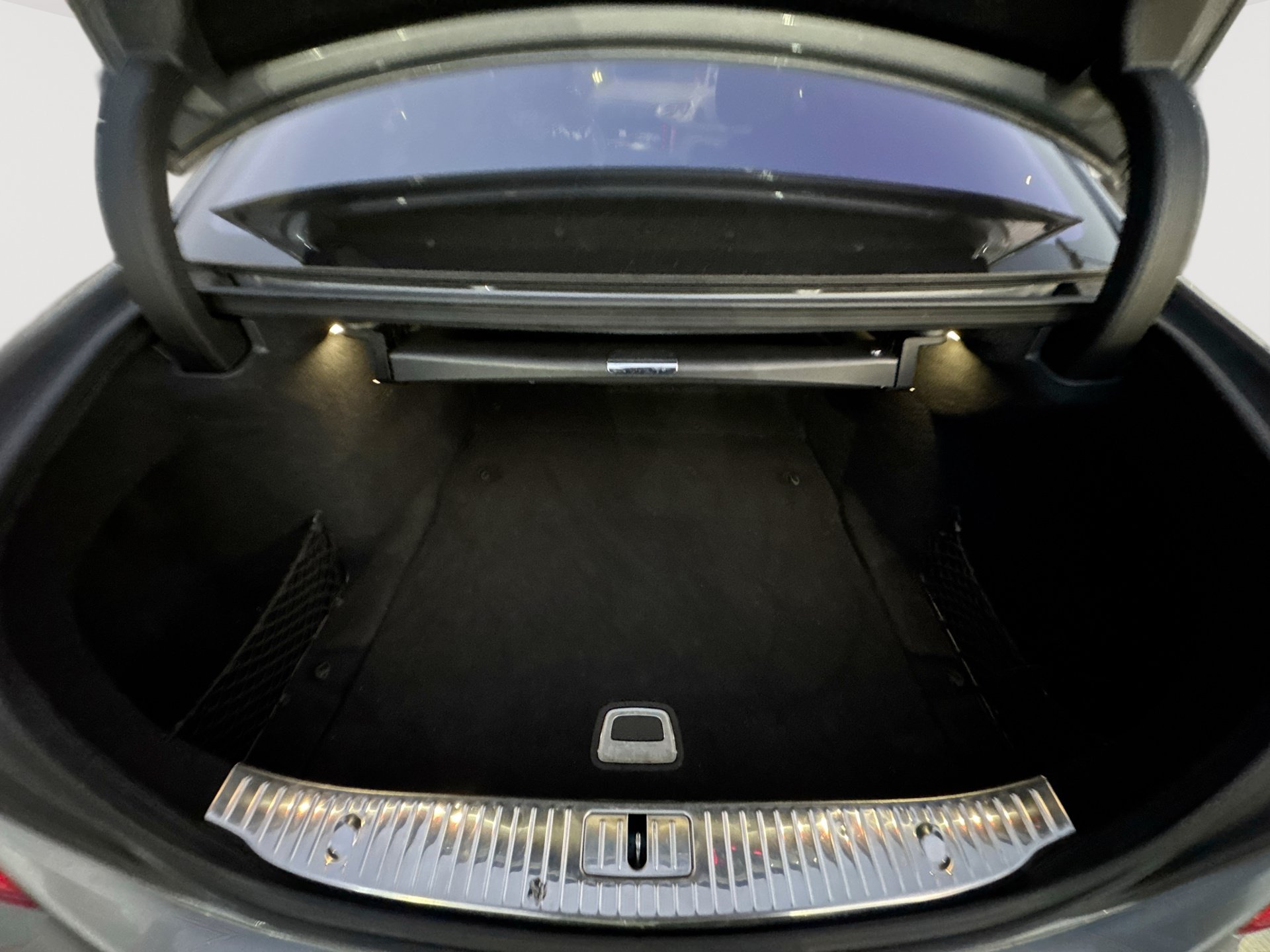 Used 2015 Mercedes-Benz S 550 Sedan w/ Premium 1 Package image 22