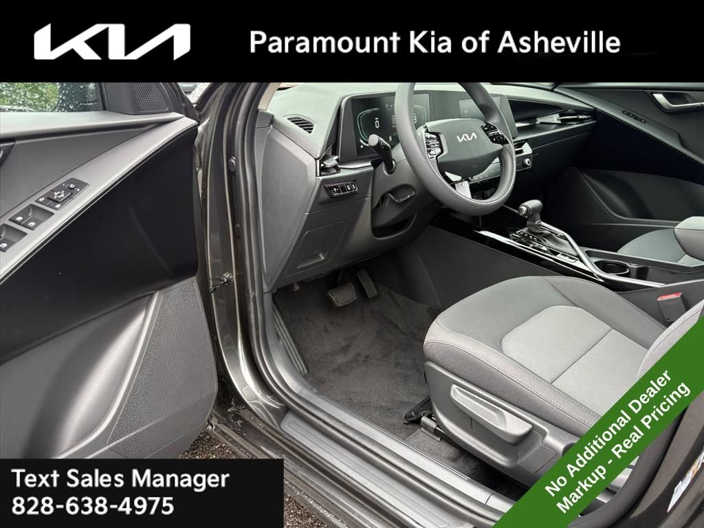 New 2026 Kia Niro LX FWD image 15