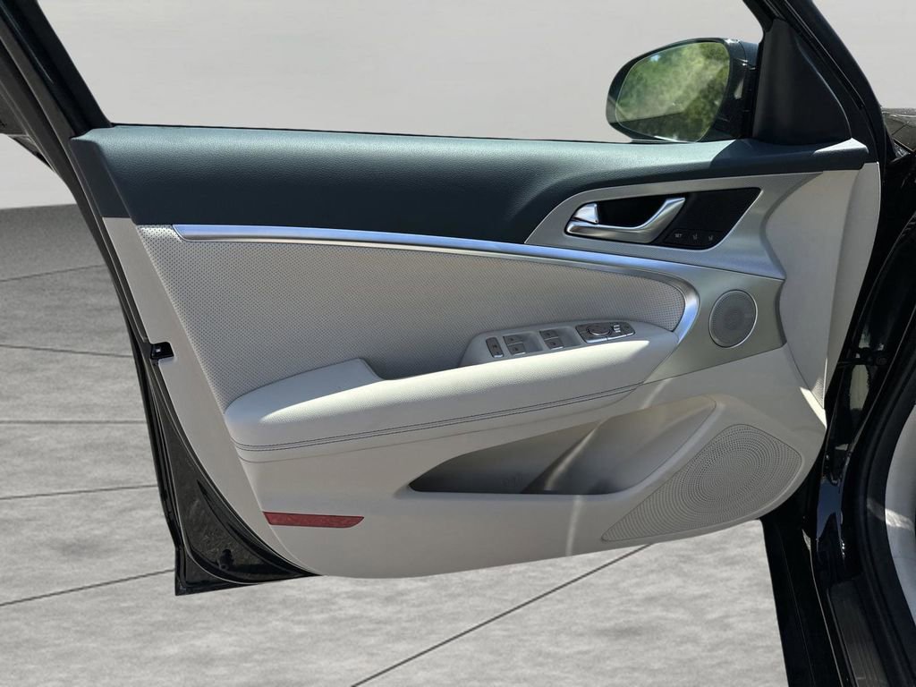 New 2026 Genesis G70 2.5T Prestige RWD image 14