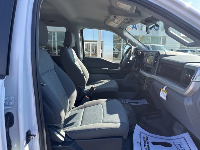 New 2026 Ford F350 XL w/ XL Chrome Package image 9