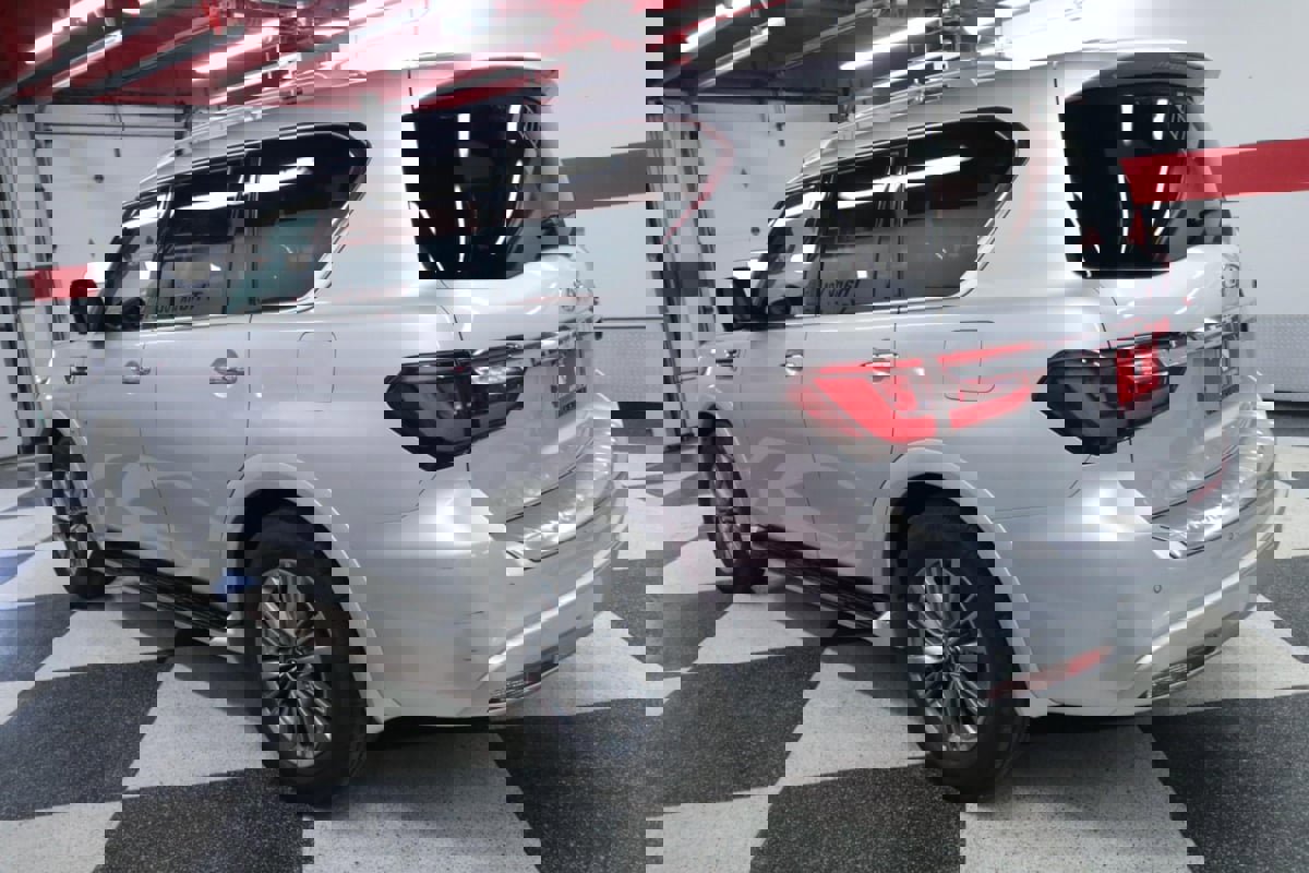 Used 2019 INFINITI QX80 Luxe w/ Proassist Package image 6