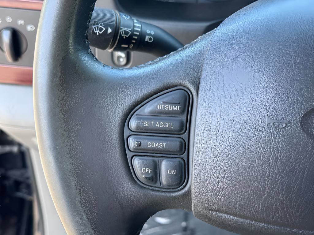 Used 2006 Ford F350 Lariat AWD/4WD image 16