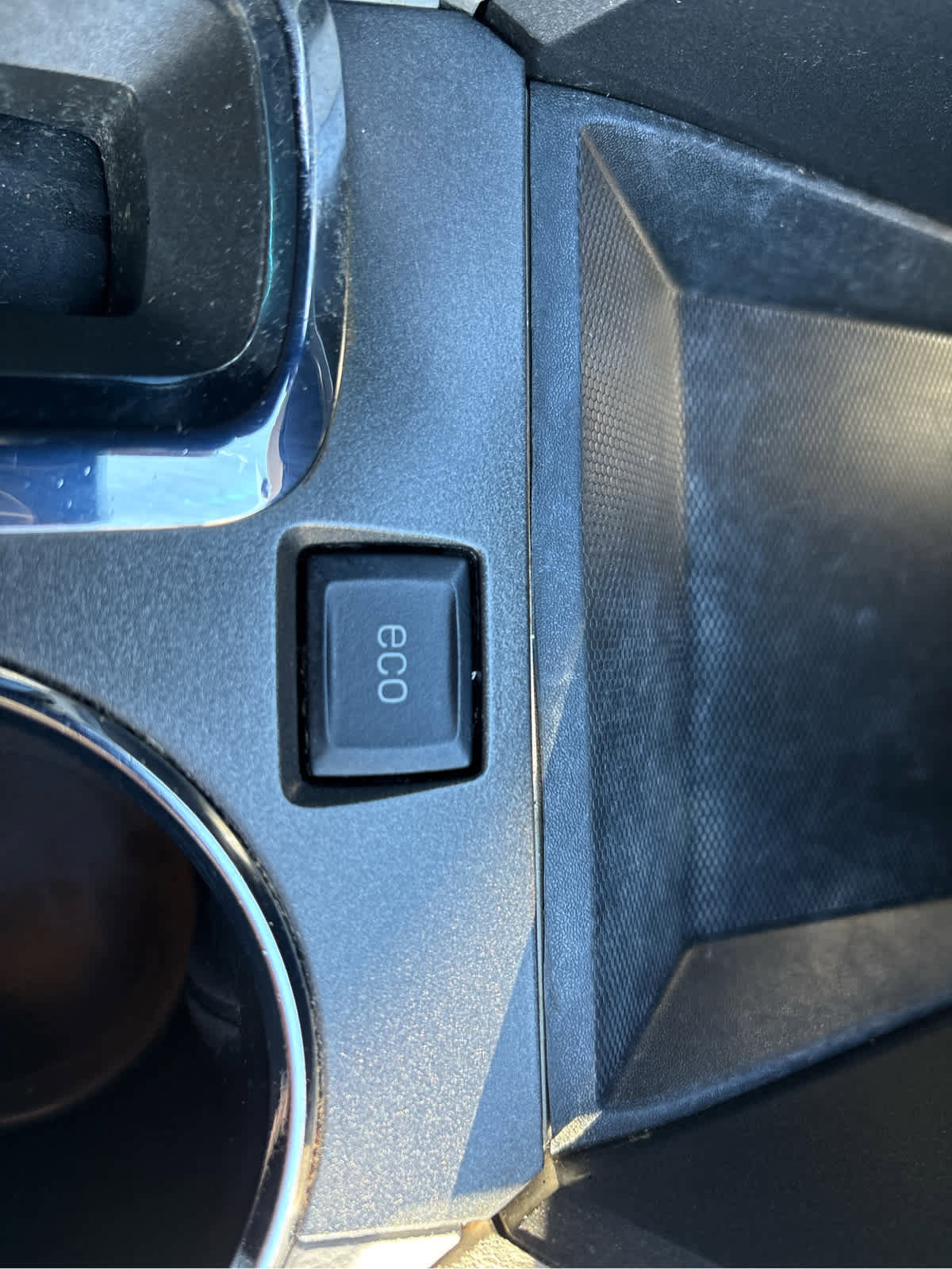 Used 2015 Chevrolet Equinox LS image 19