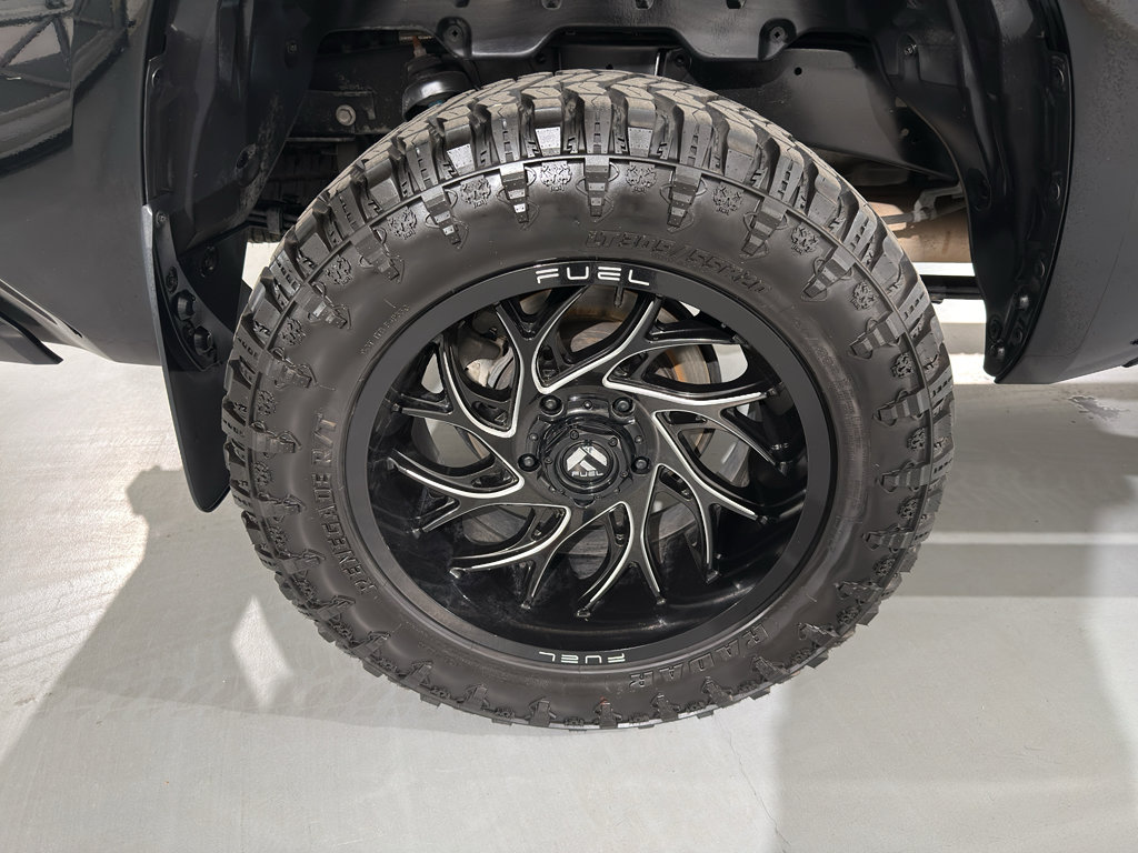 Used 2017 Toyota Tundra Limited image 8