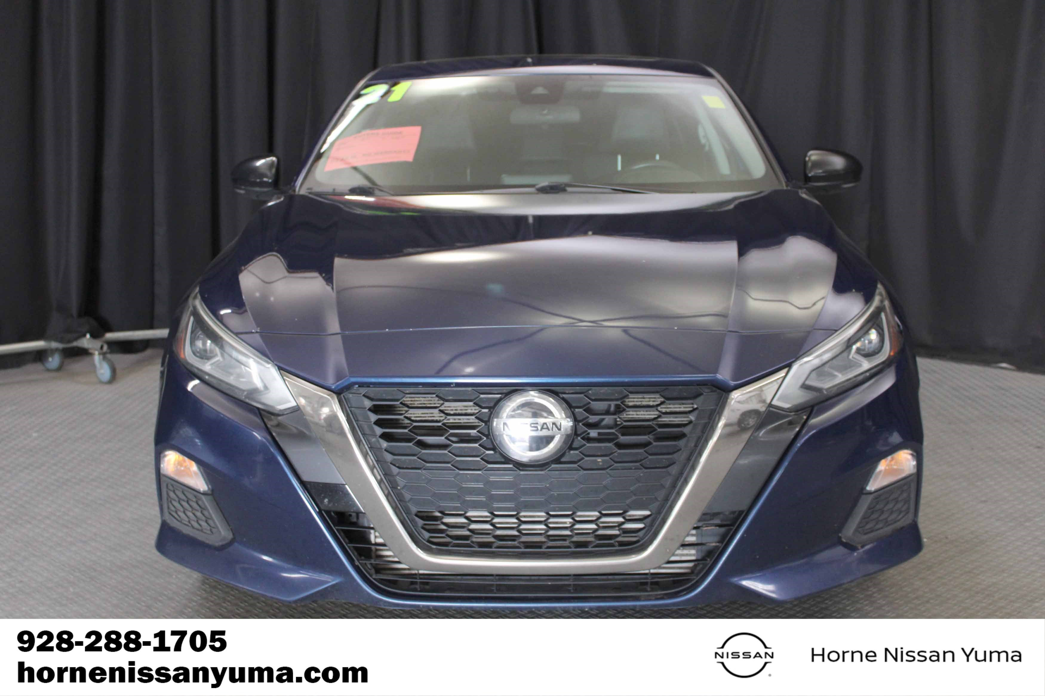 Used 2021 Nissan Altima 2.0 SR FWD image 2