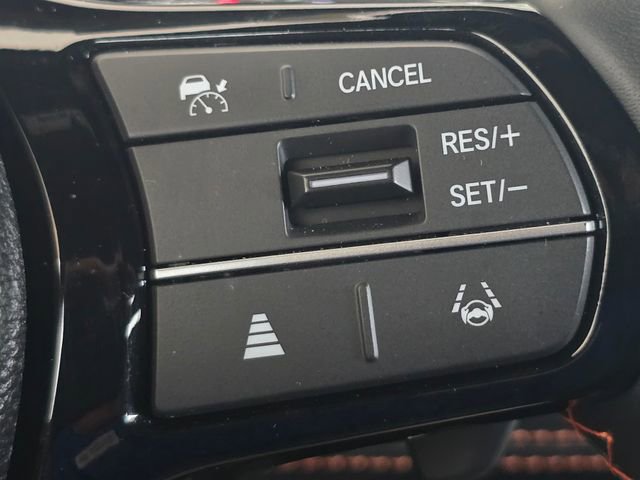 Certified 2025 Honda Pilot Sport image 8