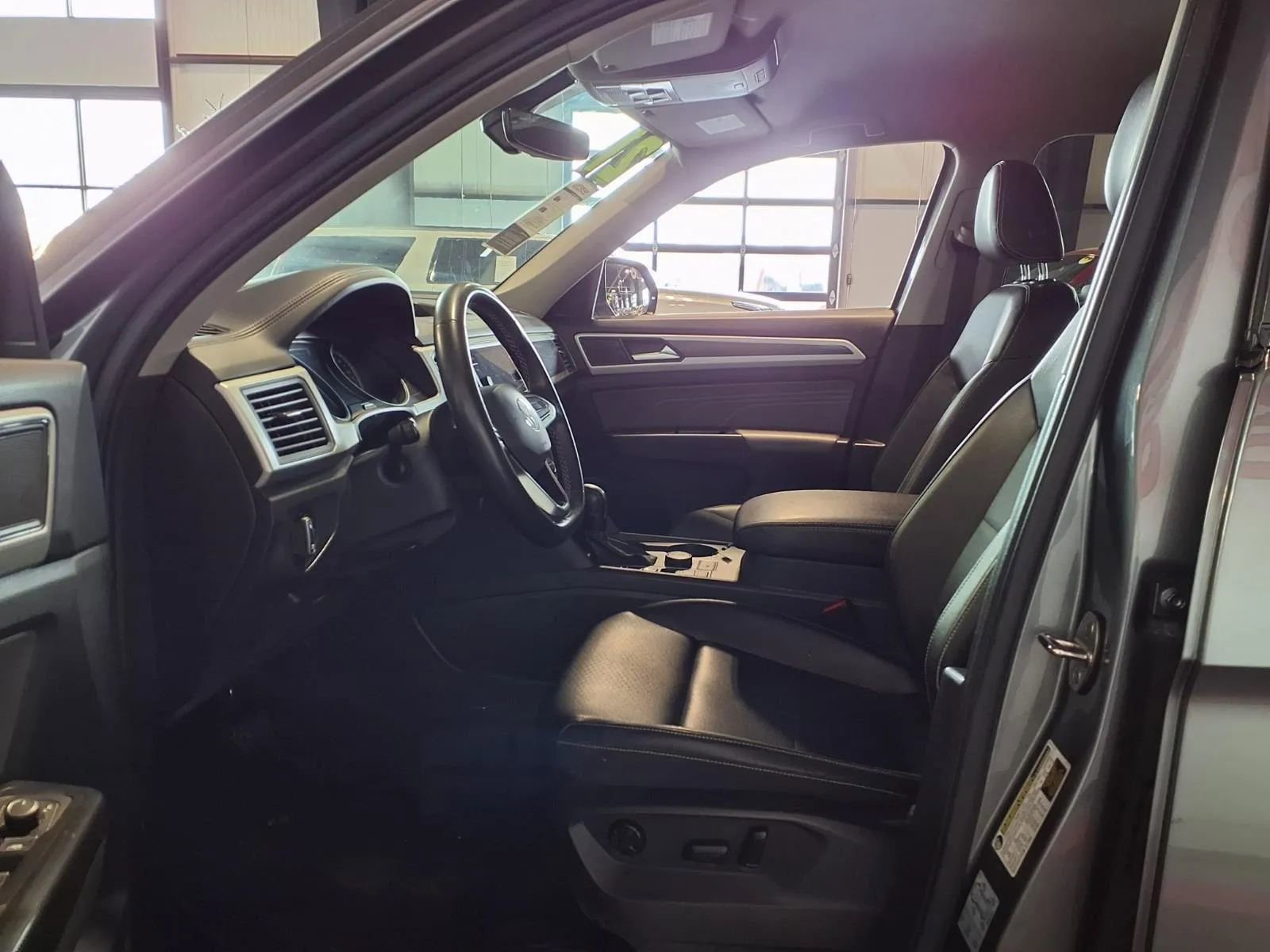 Used 2021 Volkswagen Atlas SE AWD/4WD image 18