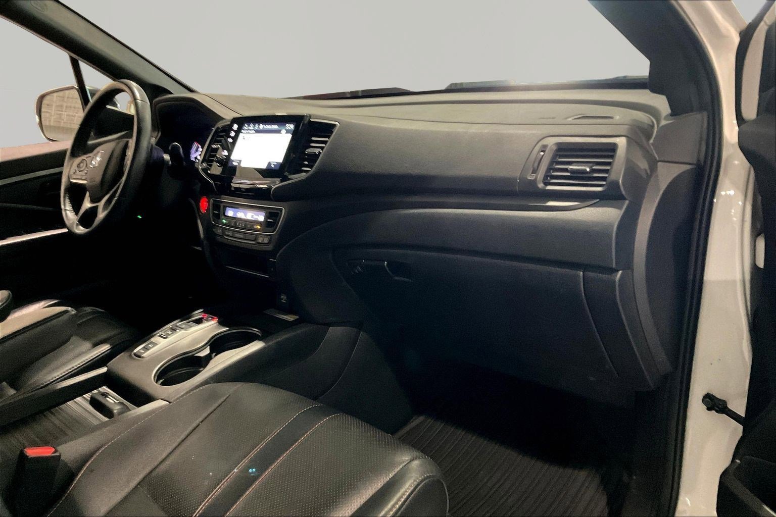 Used 2023 Honda Passport TrailSport image 26