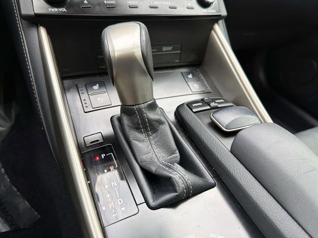 Used 2014 Lexus IS 250 AWD w/ Luxury Package w/Gray Wood image 21