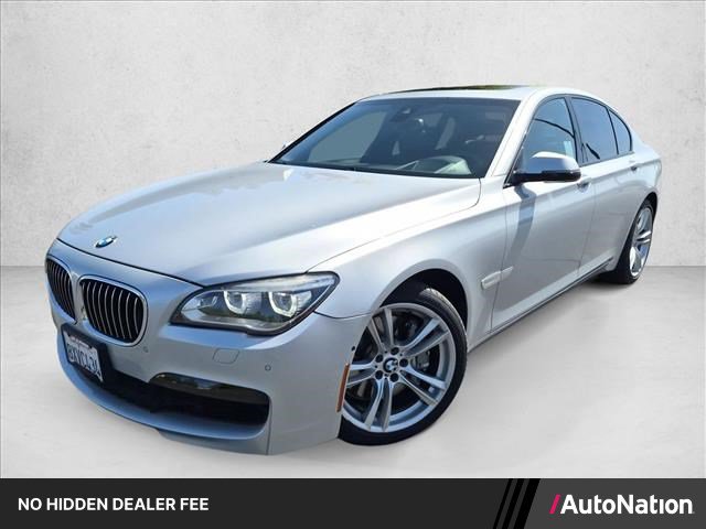 Used 2013 BMW 750i RWD image 1